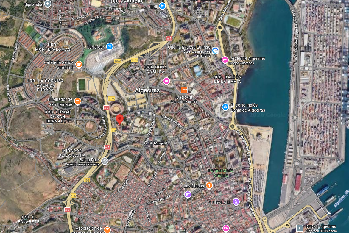 Vista exterior de Piso en venta en Algeciras