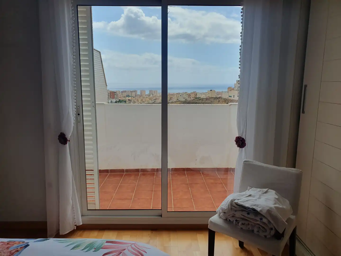 Habitación de Casa adosada de alquiler en Roquetas de Mar con Aire acondicionado, Calefacción y Parquet