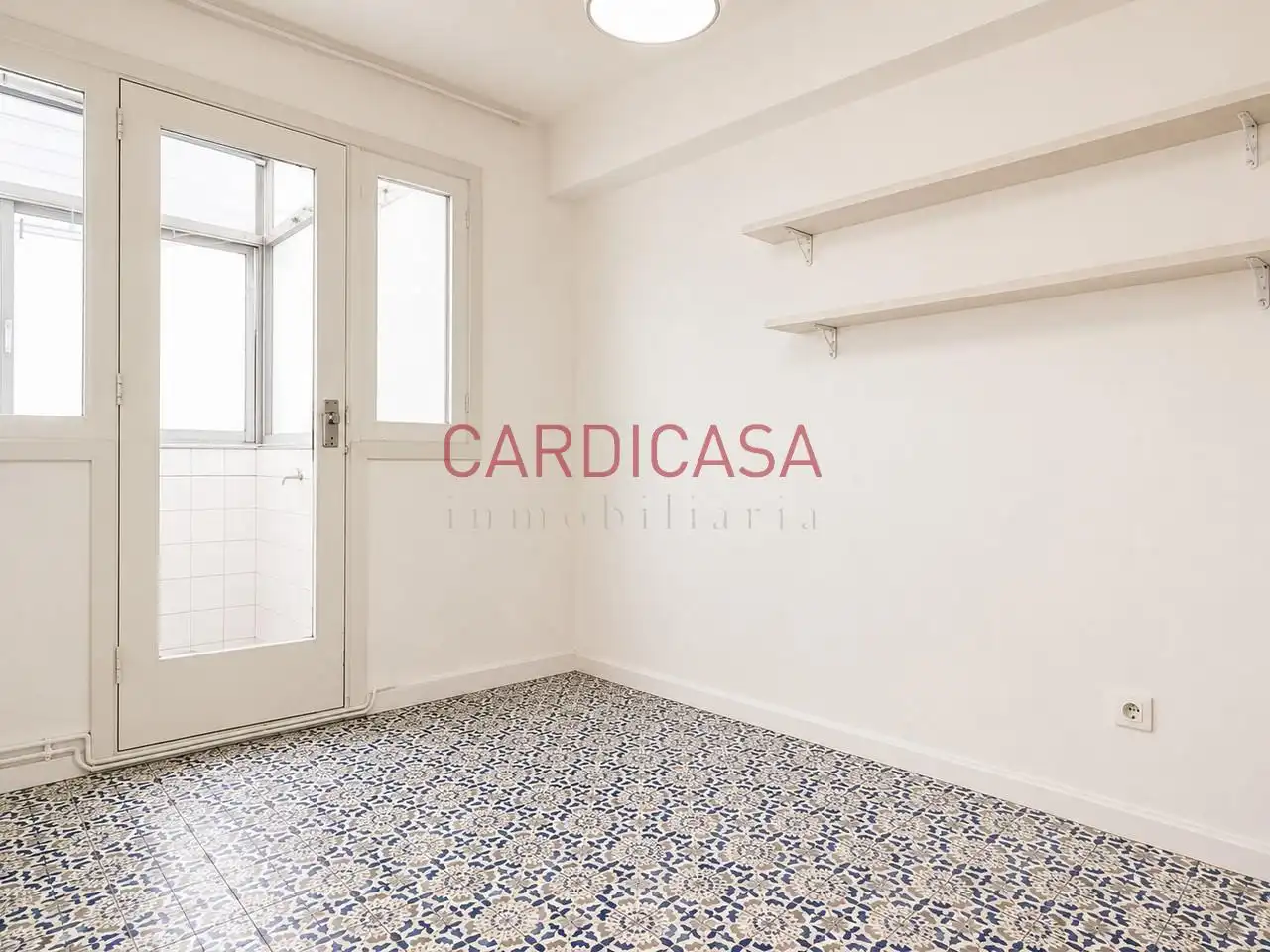 Habitación de Piso en venta en Vigo  con Calefacción, Parquet y Terraza