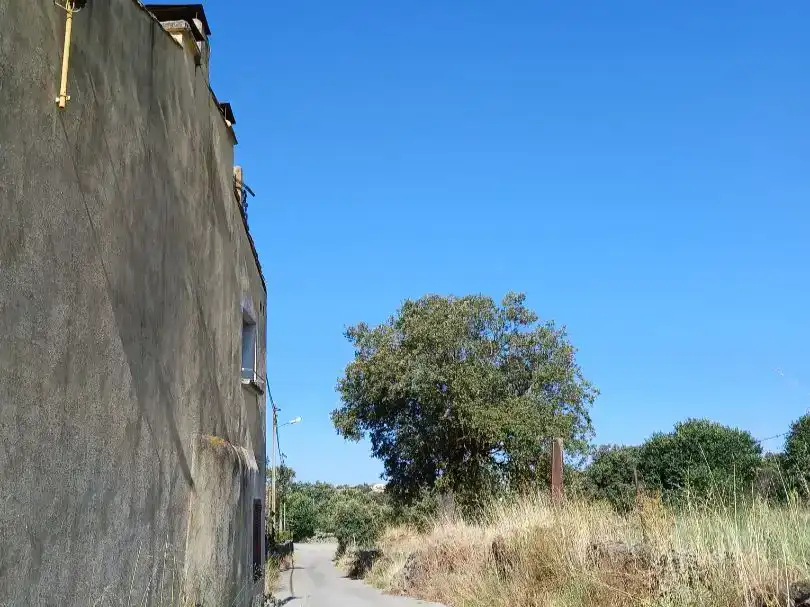 Vista exterior de Piso en venta en Luelmo con Jardín privado, Trastero y Amueblado
