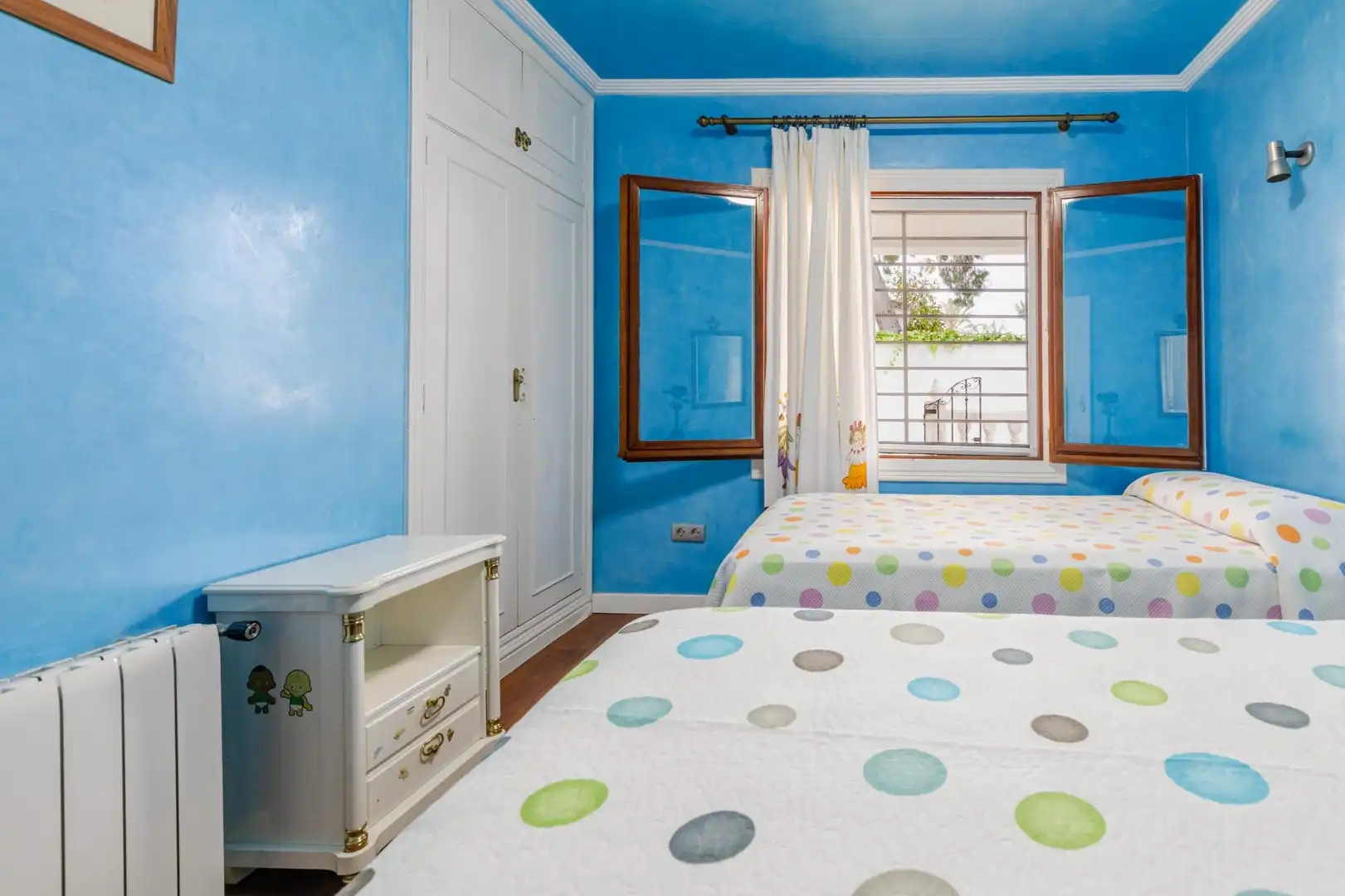 Bedroom of Houses for sale in L'Eliana  with Air Conditioner, Heating and Private garden