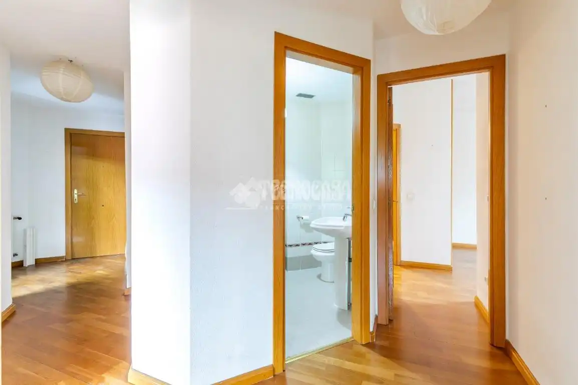 Flat for sale in Madrid  with Heating, Parquet flooring and Storage room