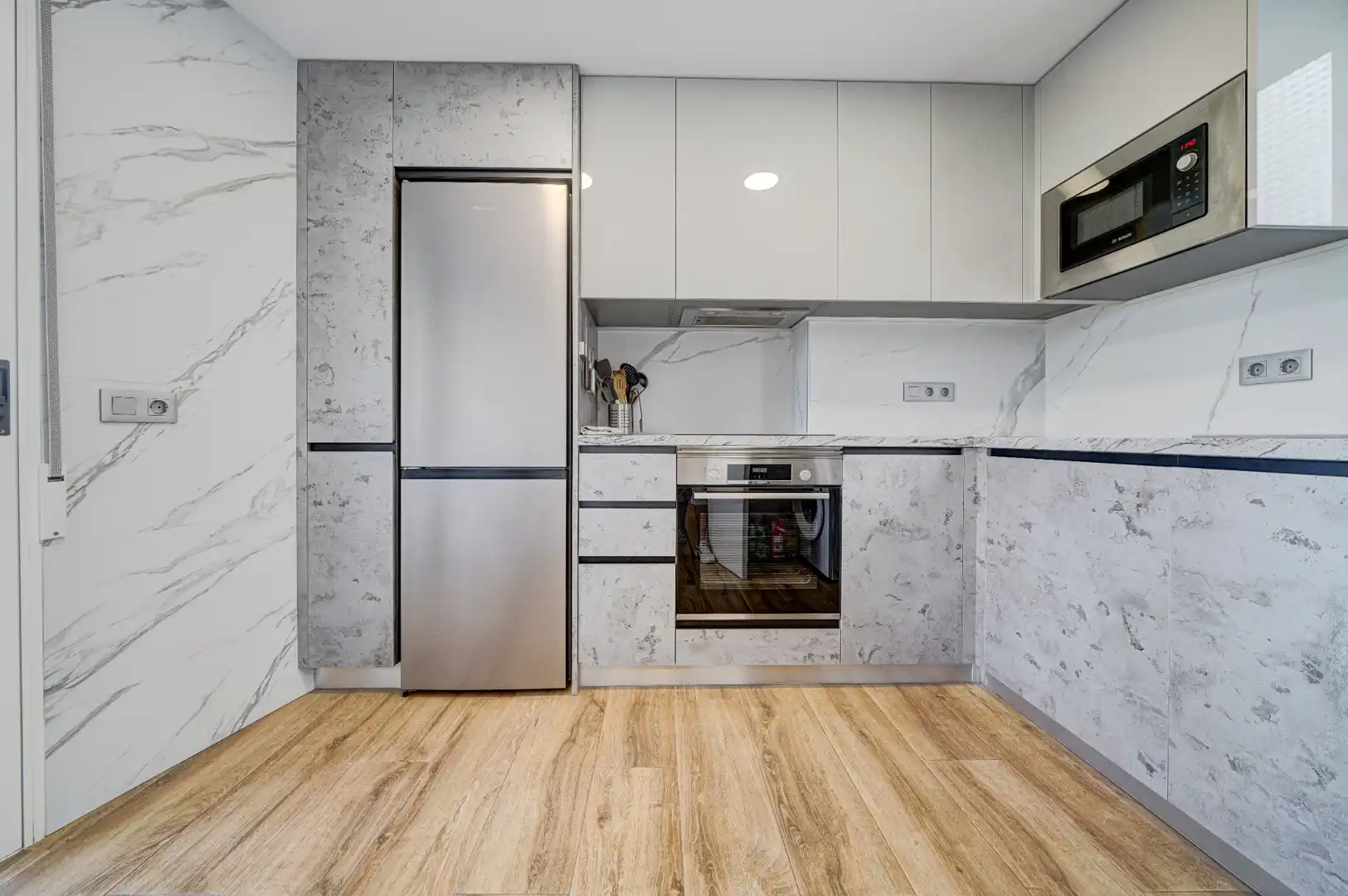 Cocina de Piso en venta en Paterna con Aire acondicionado, Parquet y Horno