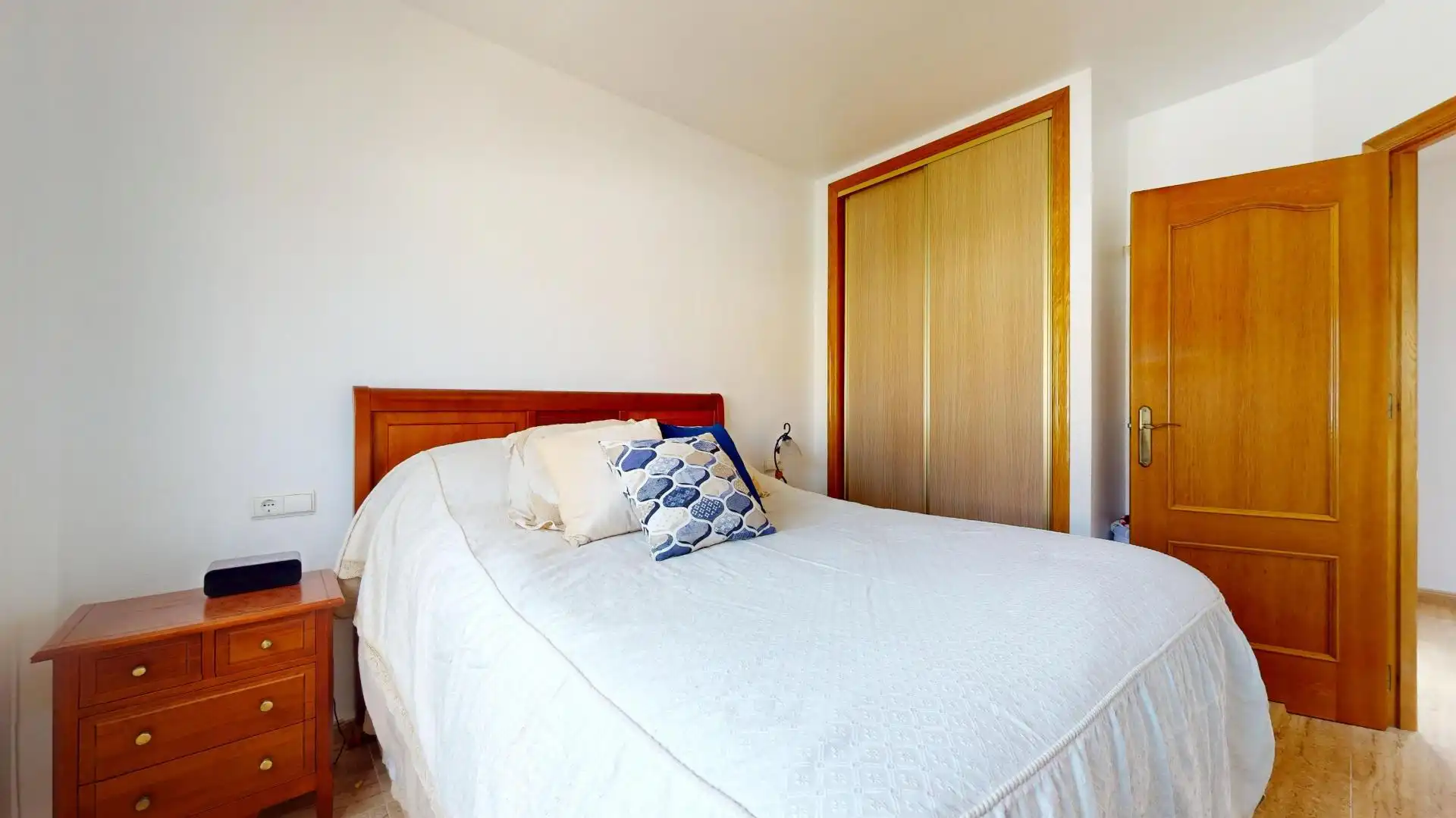 Habitación de Casa adosada en venta en Pilar de la Horadada con Terraza y Balcón