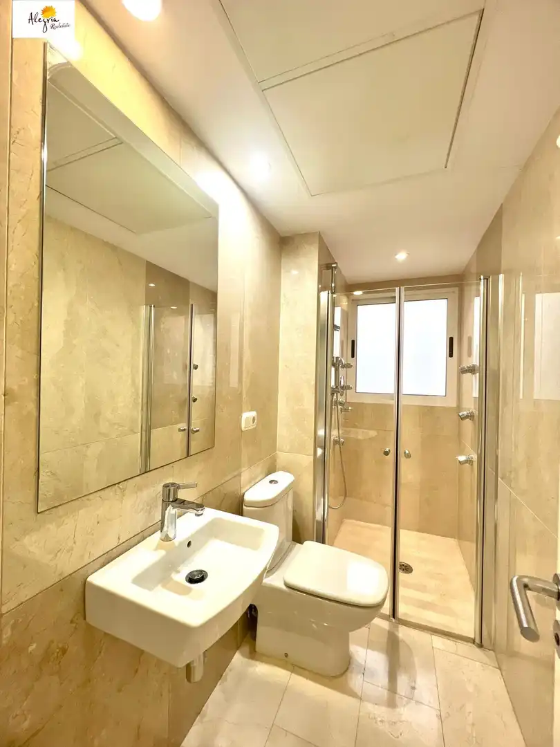 Badezimmer von Maisonette zum Verkauf in Valencia mit Klimaanlage, Heizung und Terrasse