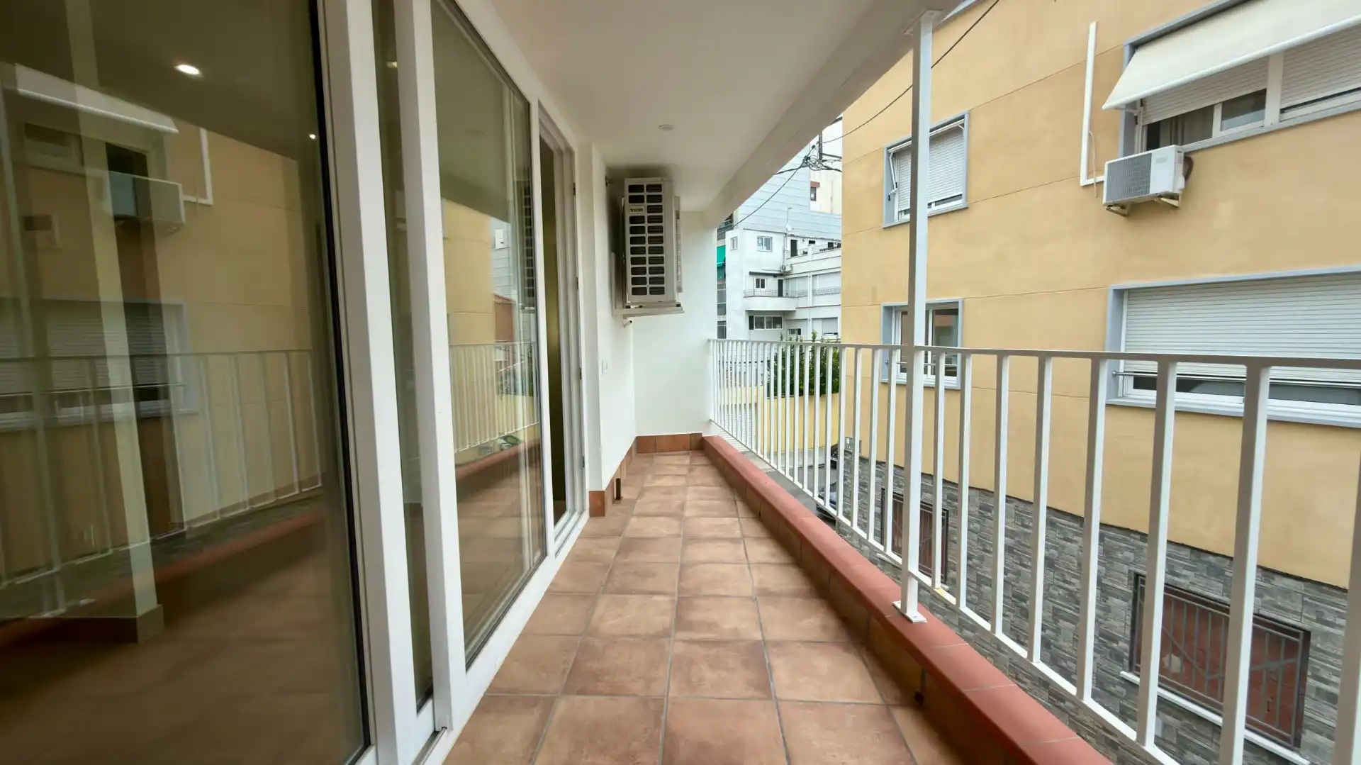 Balcony of Flat for sale in Nord-oest