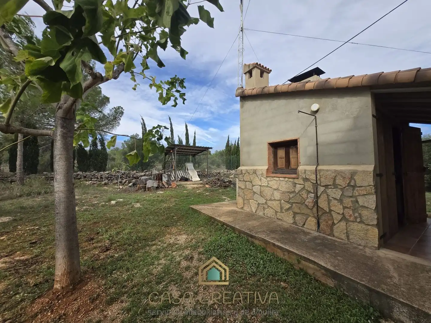 Vista exterior de Casa o chalet en venta en Chella con Aire acondicionado, Jardín privado y Amueblado
