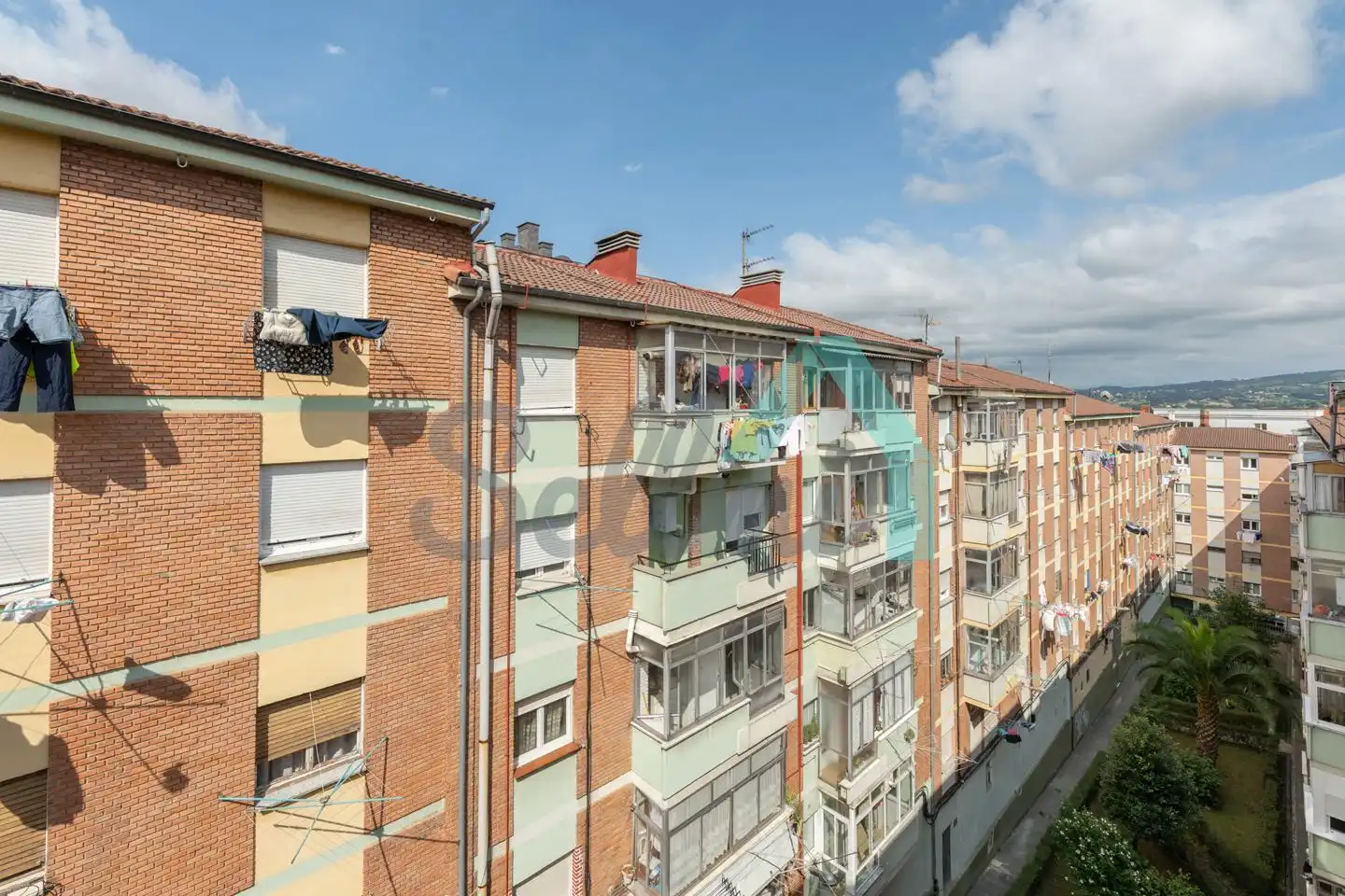 Außenansicht von Wohnung zur Miete in Oviedo  mit Heizung, Terrasse und Möbliert