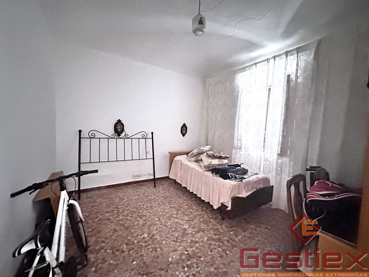 House or chalet for sale in Almendralejo