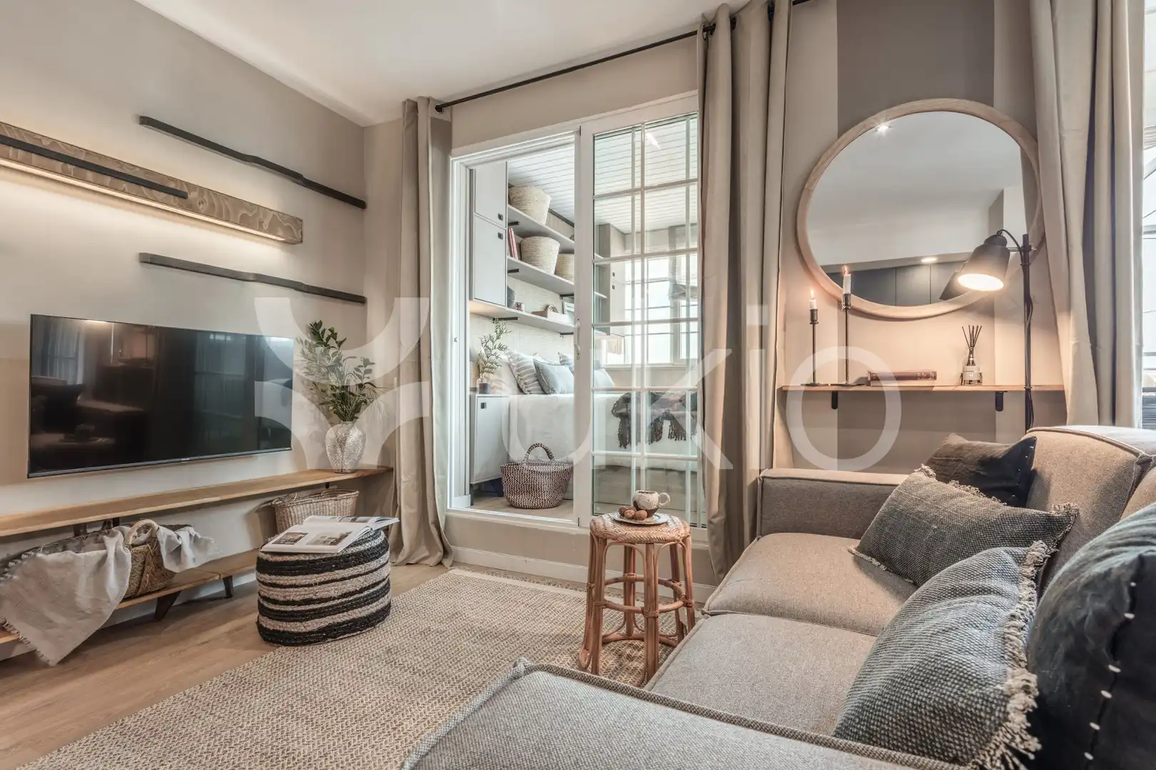 Living room of Apartments for rent in Madrid  with Air Conditioner, Terrace and Furnished