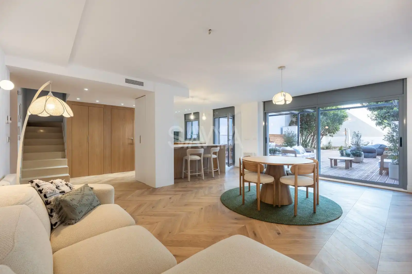 Sala de estar de Piso en venta en Barcelona con Aire acondicionado, Parquet y Terraza