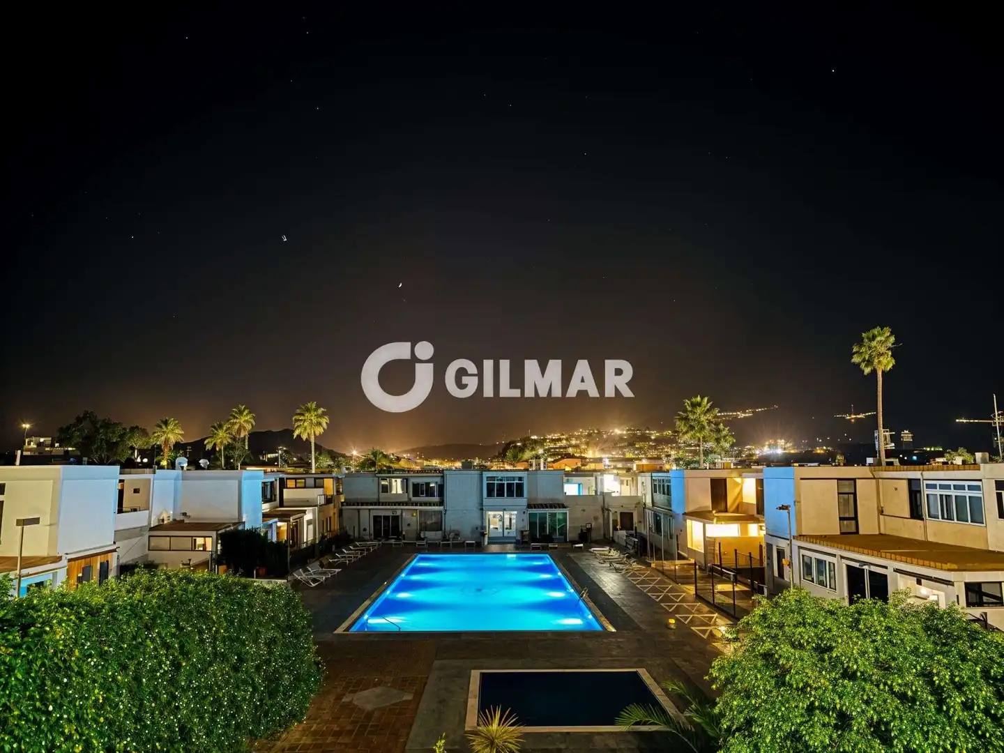 Piscina de Estudio en venta en Arona con Jardín privado, Piscina y Balcón