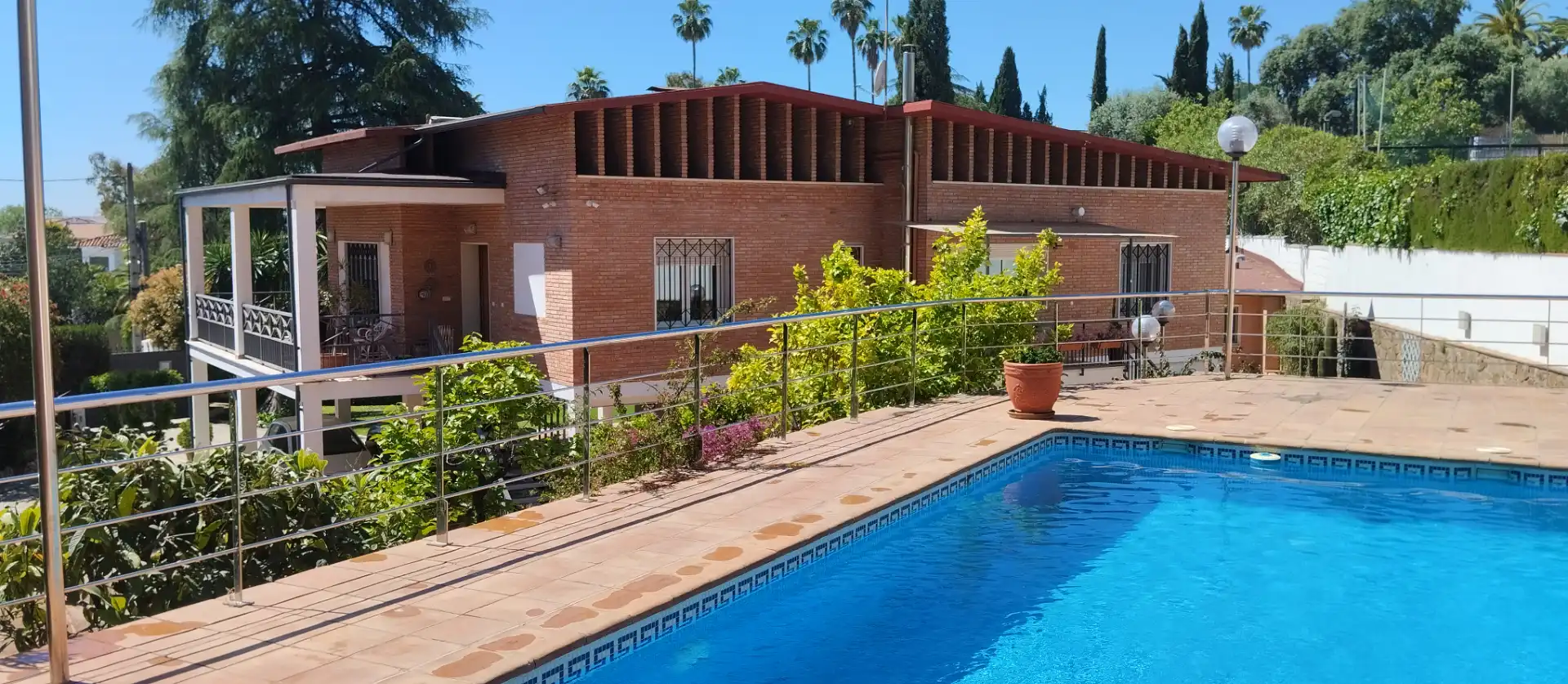 Schwimmbecken von Haus oder Chalet zum Verkauf in Córdoba mit Klimaanlage, Heizung und Privatgarten