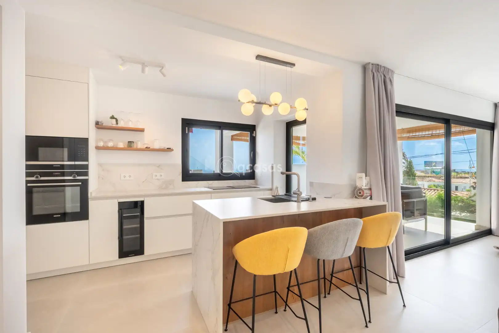 Cocina de Casa o chalet en venta en Benalmádena con Aire acondicionado, Calefacción y Jardín privado