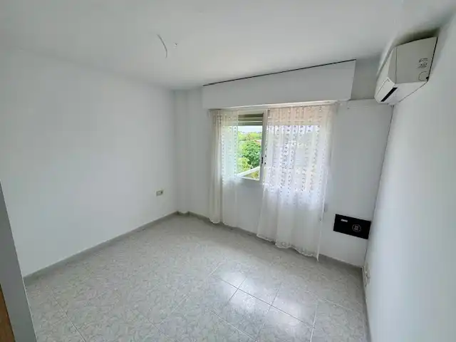 Schlafzimmer von Dachboden zur Miete in Sant Cugat del Vallès mit Klimaanlage, Heizung und Terrasse