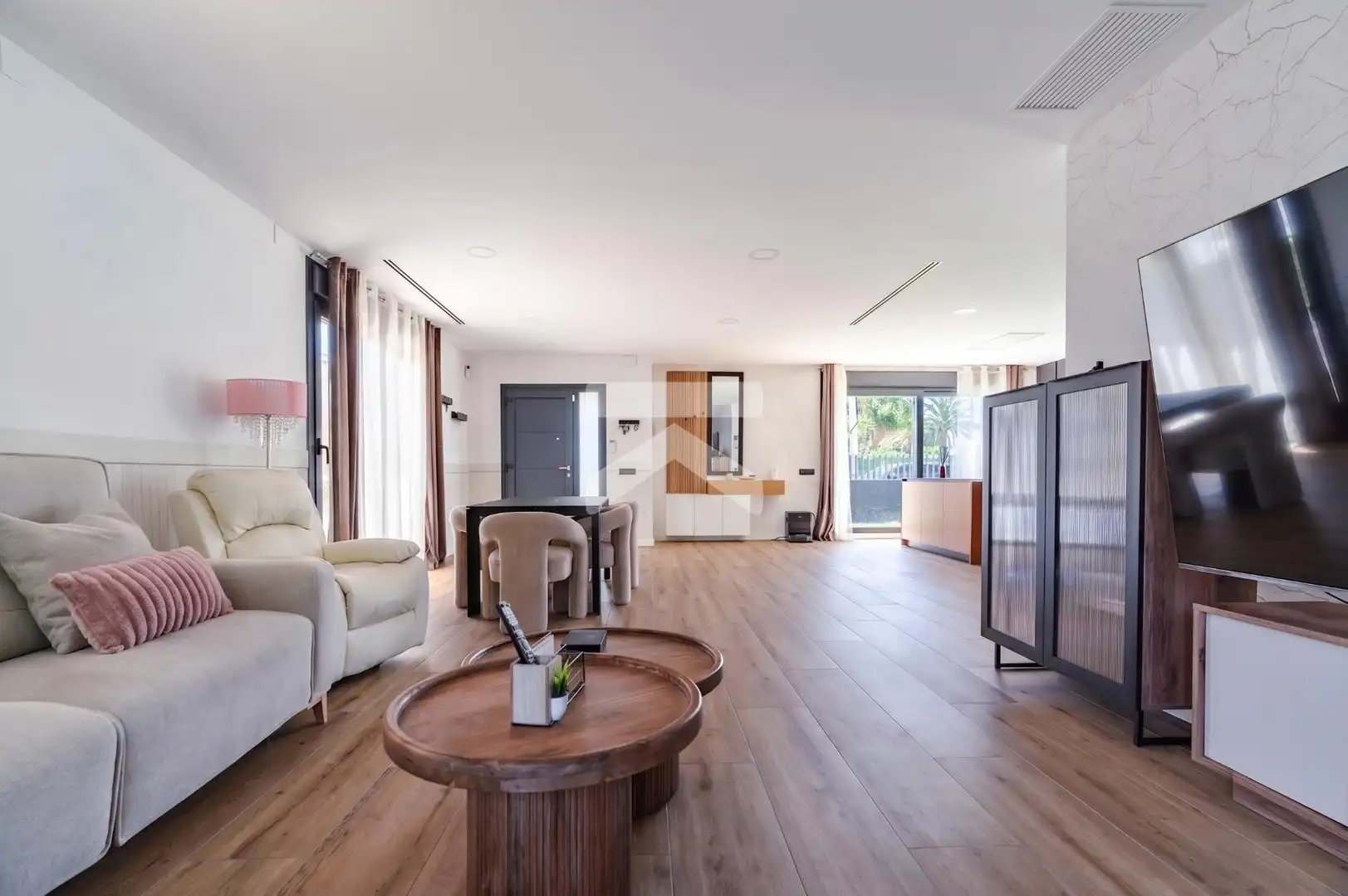 Sala de estar de Casa o chalet en venta en Cambrils con Aire acondicionado, Calefacción y Jardín privado