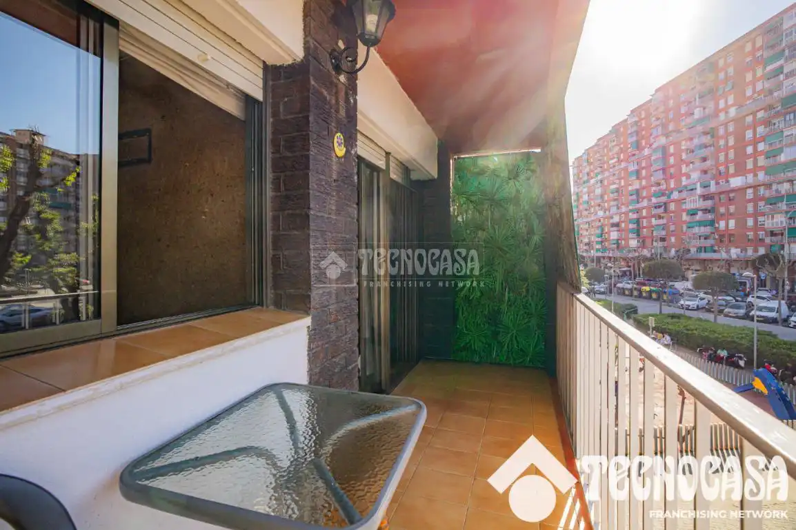 Terraza de Piso en venta en Badalona con Balcón