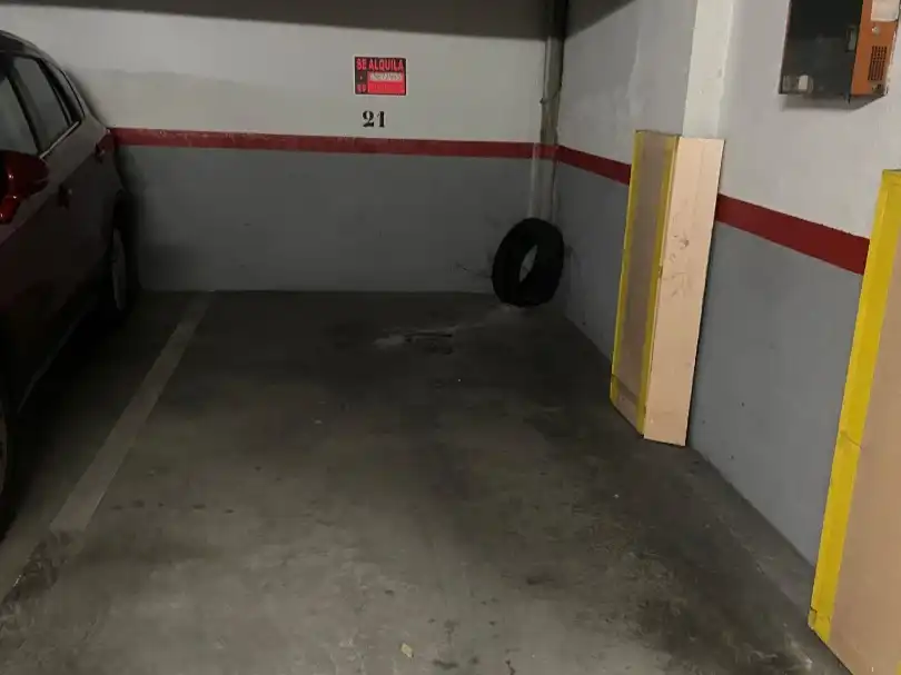 Parking of Garage for rent in Toledo  with Alarm