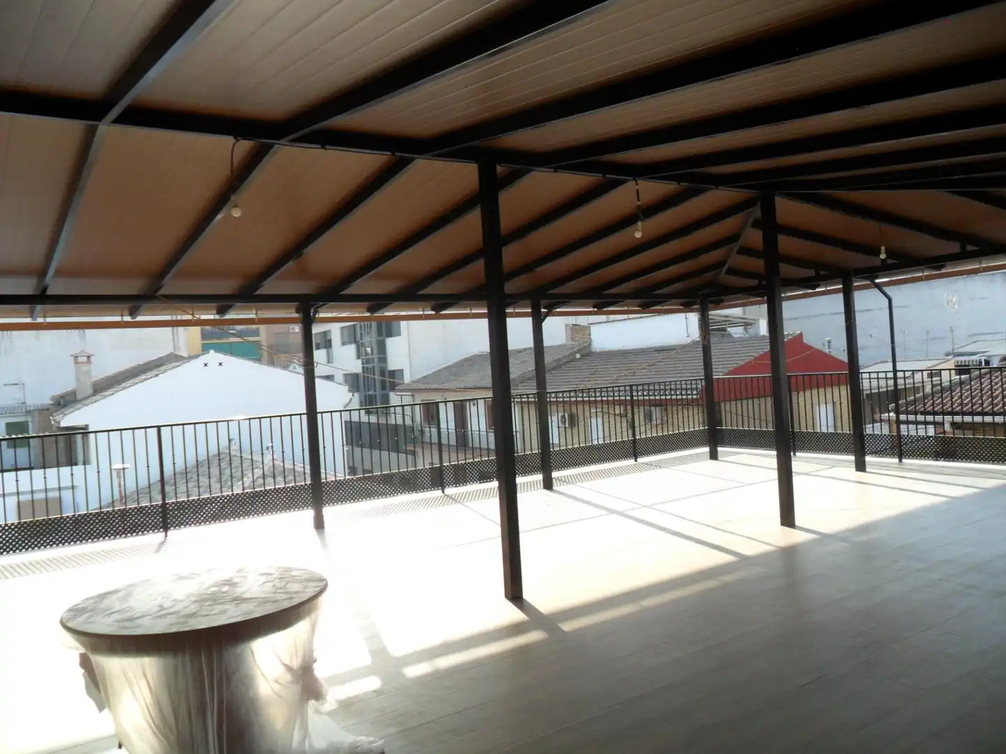Terrasse von Dachboden zur Miete in Maracena mit Terrasse, Abstellraum und Möbliert