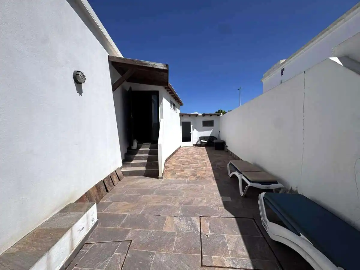 Exterior view of Houses for sale in Yaiza  with Air Conditioner, Private garden and Terrace
