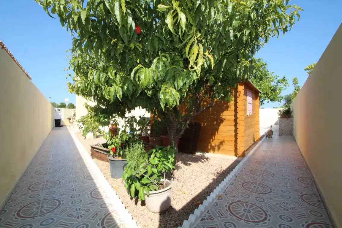 Chalet con piscina en venta en Avenida de las urracas, imagen 14