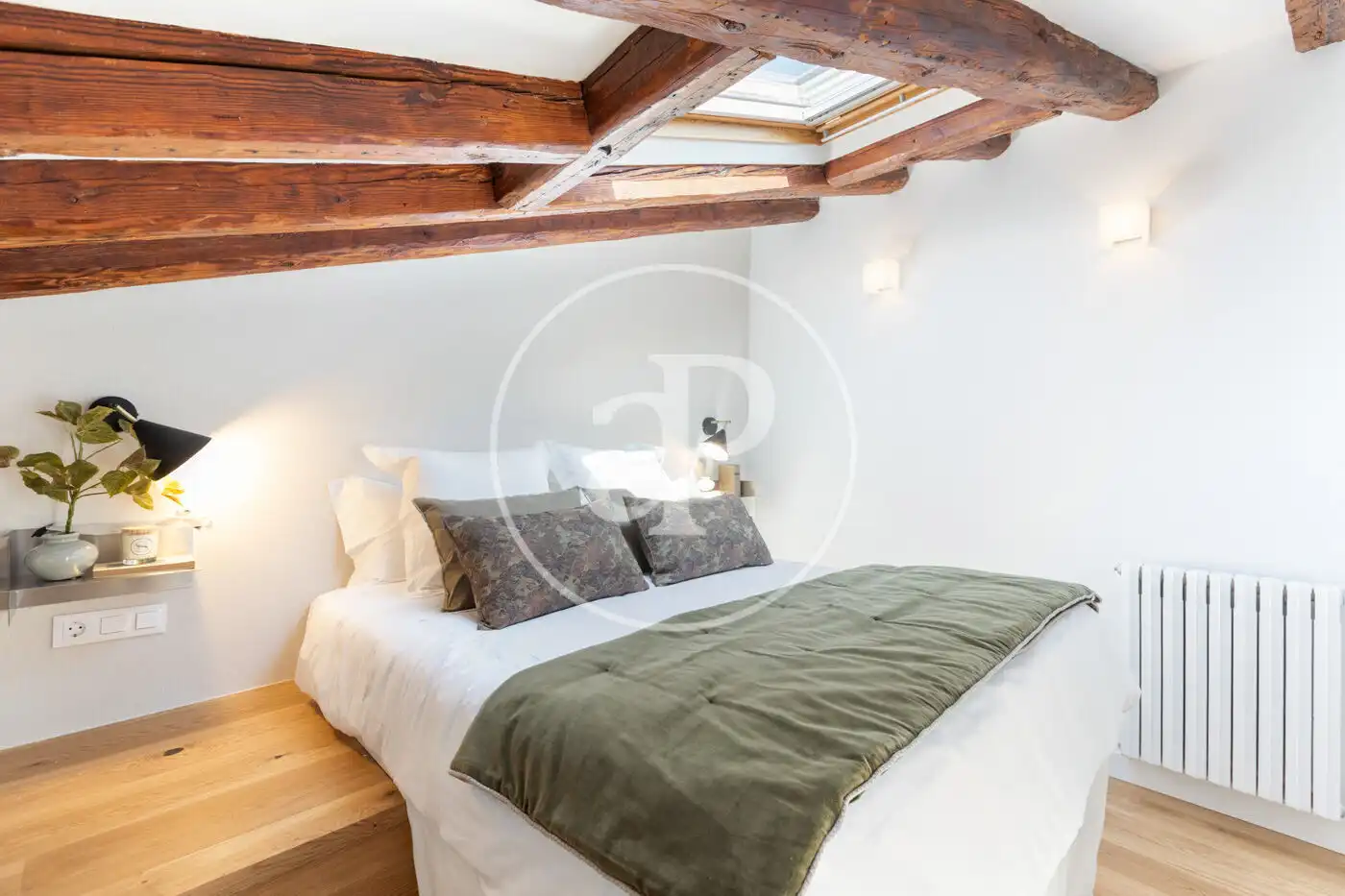 Bedroom of Duplexes for sale in Madrid  with Air Conditioner, Heating and Terrace