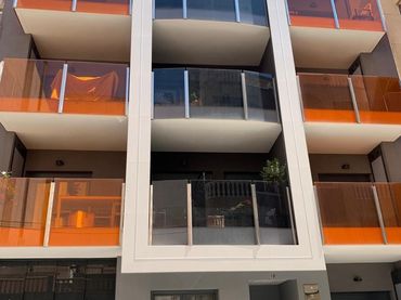 Appartement compact avec piscine à vendre à N/A