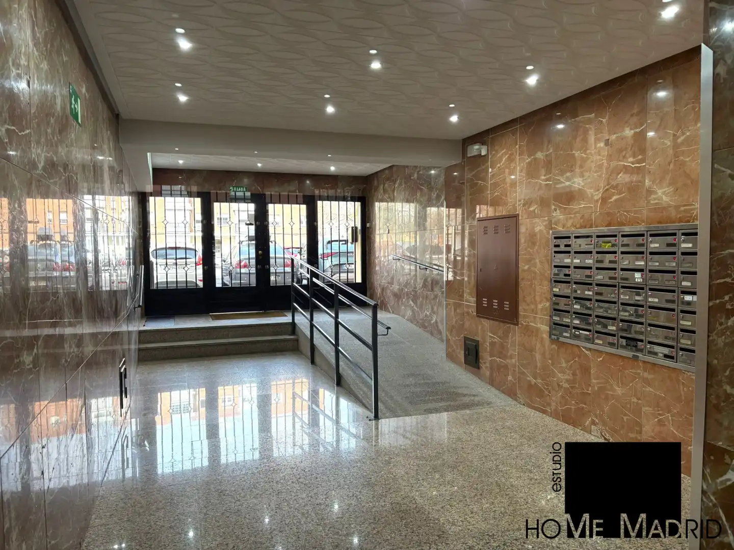 Piso en venta en Madrid con Calefacción y Terraza