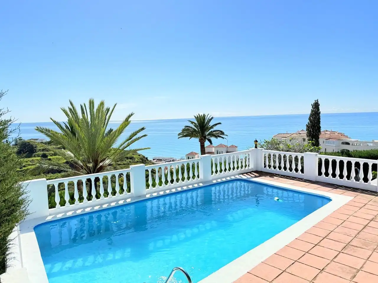 Casa con piscina in vendita a El Peñoncillo