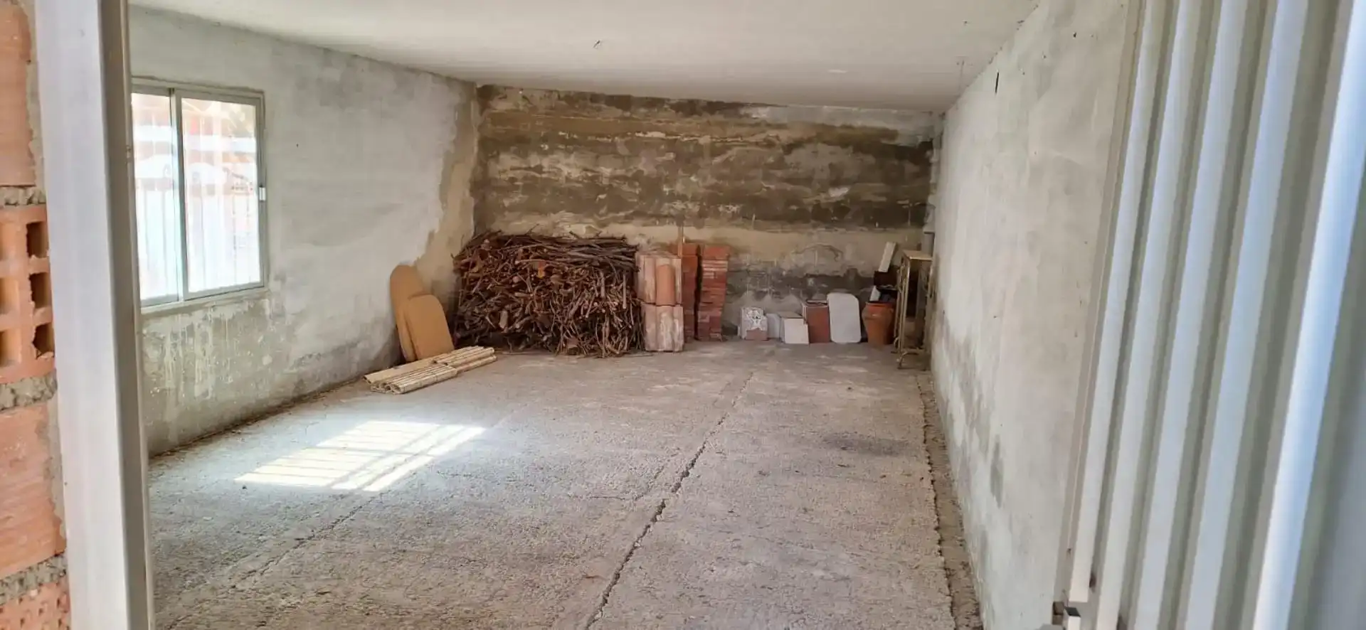 Piso en venta en Fuente-Tójar con Jardín privado, Trastero y Amueblado