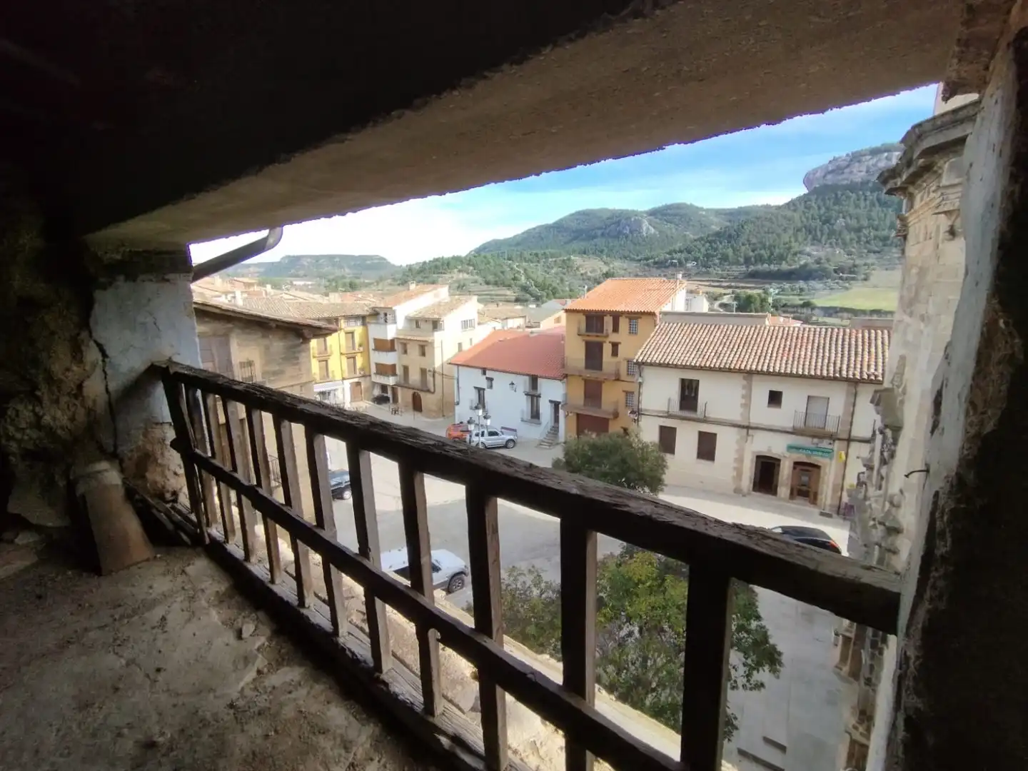 Vista exterior de Casa o chalet en venta en Fuentespalda con Balcón