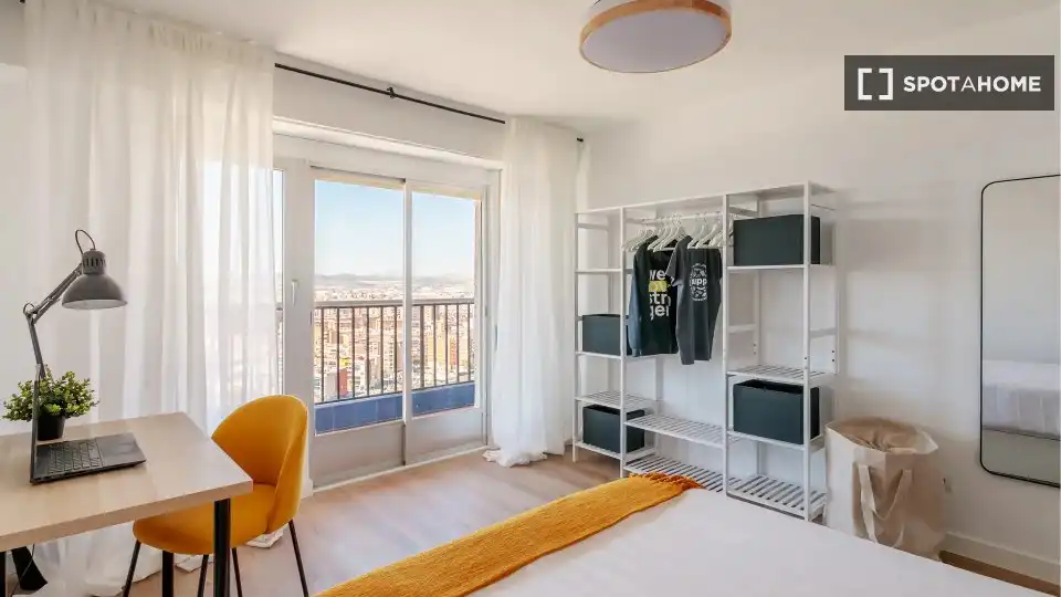 Bedroom of Flat for rent in Alicante / Alacant  with Air Conditioner, Heating and Furnished