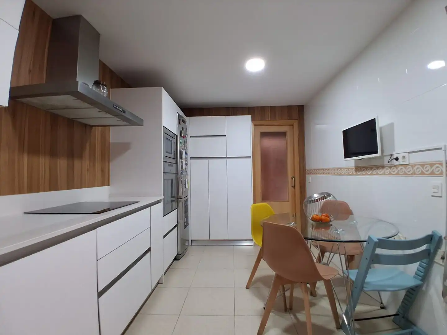 Kitchen of Flat for sale in Almería