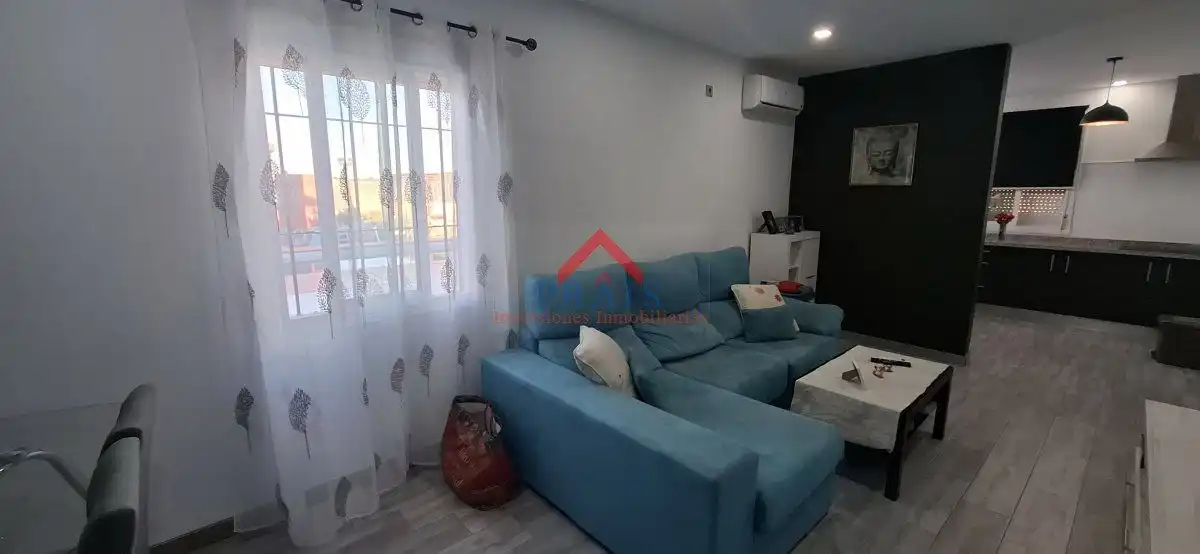 Sala de estar de Casa o chalet en venta en Utrera con Aire acondicionado y Trastero