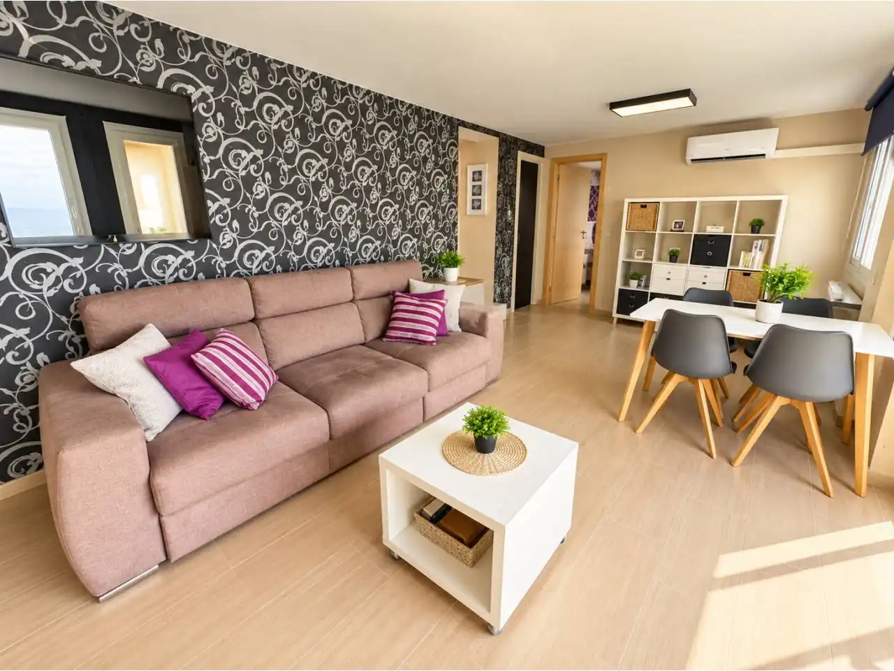 Piso con terraza en venta en Llevant, imagen 6