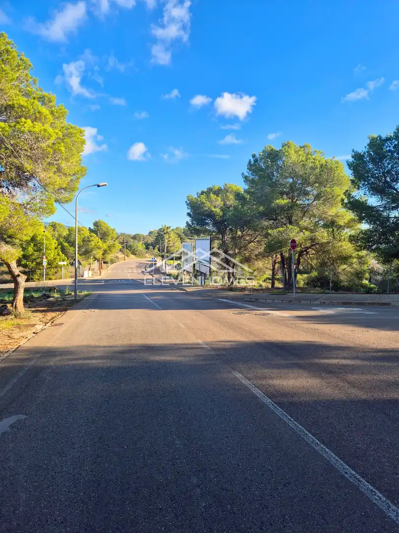 Lands and plots for sale in Cala Vinyes