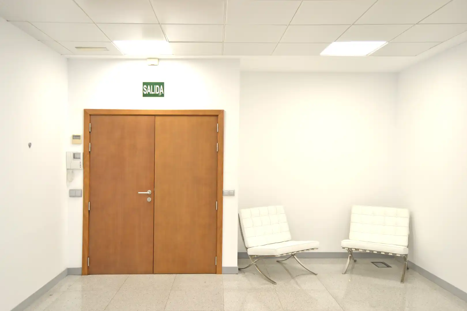Oficina de lloguer en Guadalajara amb Aire condicionat, Calefacció i Moblat