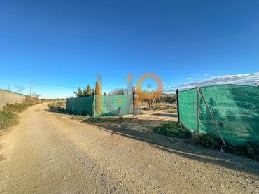 Rustikales Grundstück zum Verkauf in Huércal-Overa