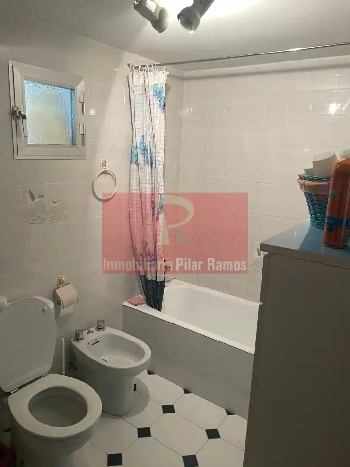 Bany de Casa o xalet en venda en Valdepolo amb Jardí privat i Parquet