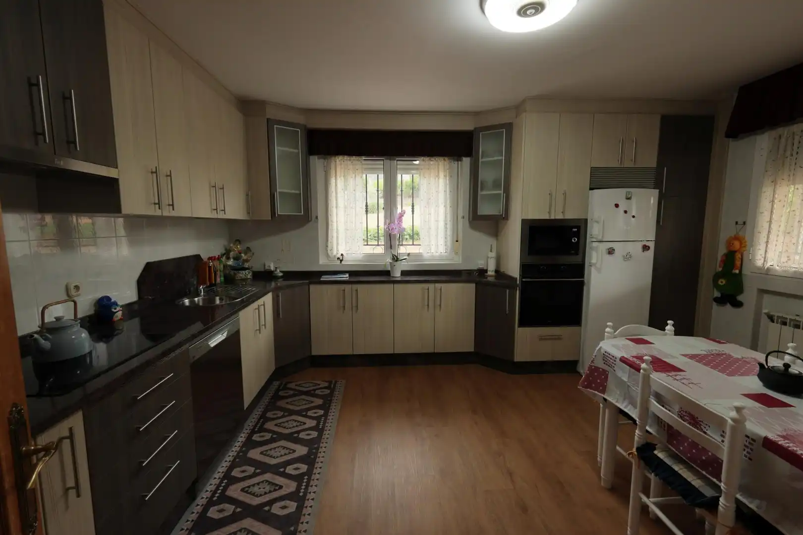 Cocina de Finca rústica en venta en Castropodame con Calefacción y Piscina