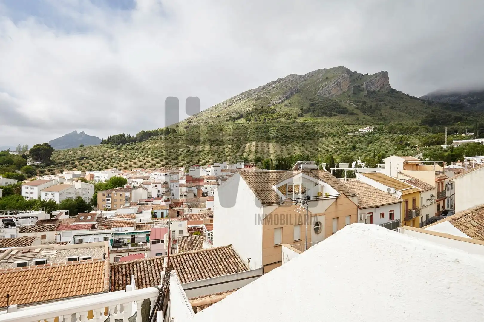 Vista exterior de Casa o xalet en venda en Jaén amb Aire condicionat, Calefacció i Terrassa