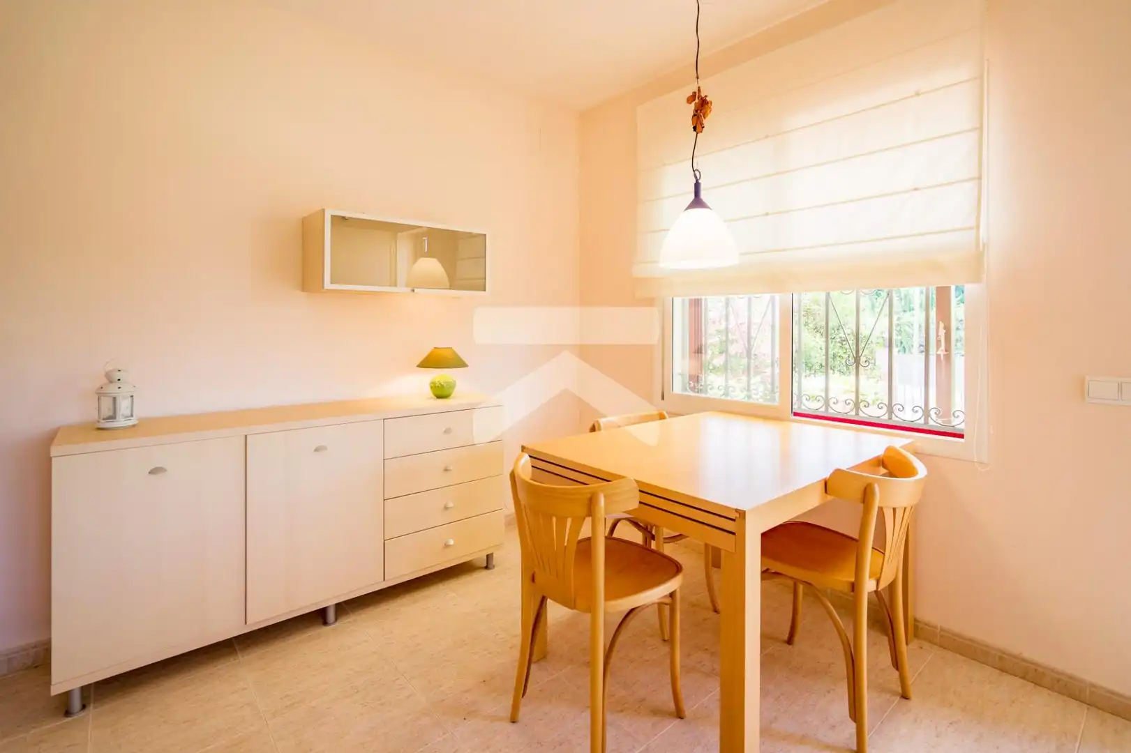 Esszimmer von Haus oder Chalet zum Verkauf in Cambrils mit Klimaanlage, Heizung und Privatgarten