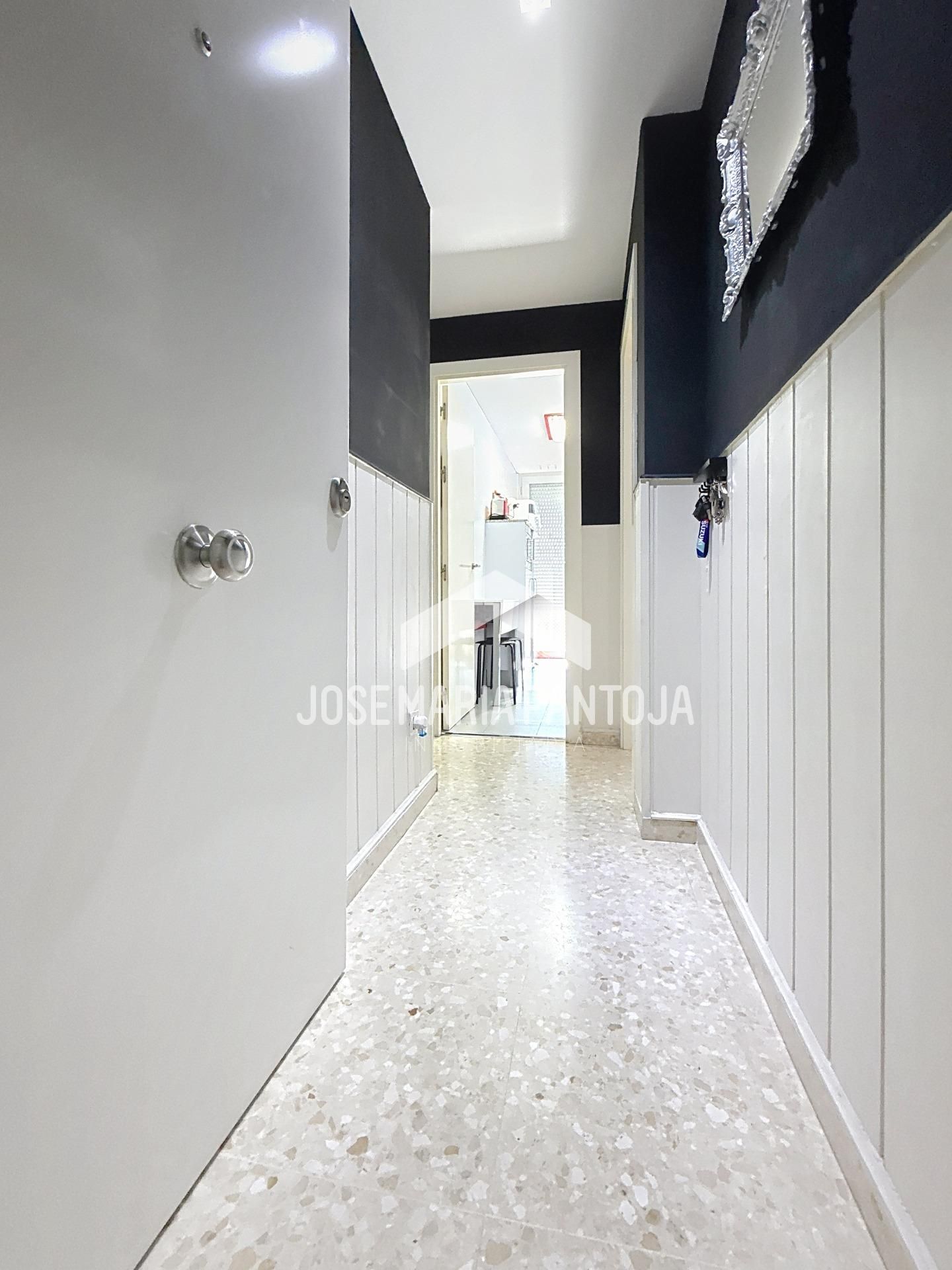 Piso en venta en Jerez de la Frontera con Aire acondicionado, Jardín privado y Trastero