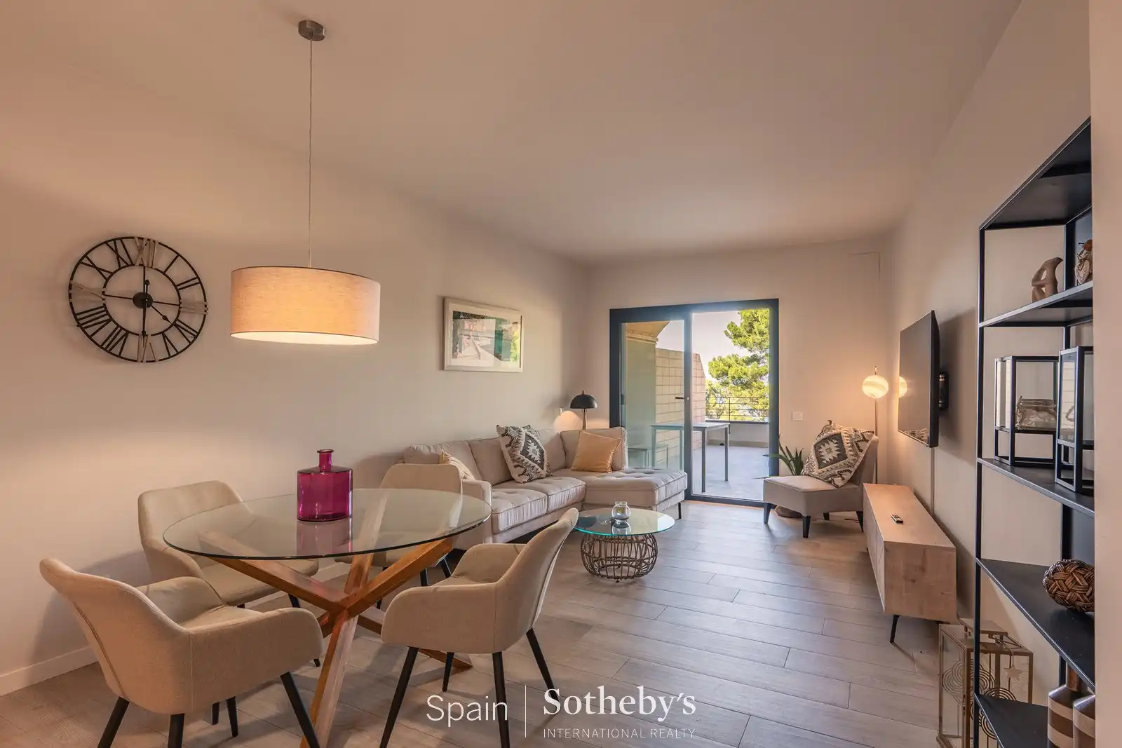 Sala d'estar de Apartament en venda en Begur amb Aire condicionat, Terrassa i Piscina comunitària