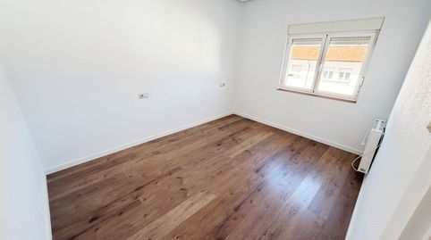 Foto 4 de Piso en venta en Raices Nuevo - Calle Gran Capitan, Raíces, Castrillón