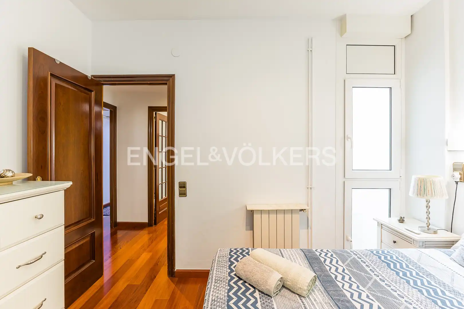 Bedroom of Flat for sale in Barcelona  with Air Conditioner, Heating and Parquet flooring