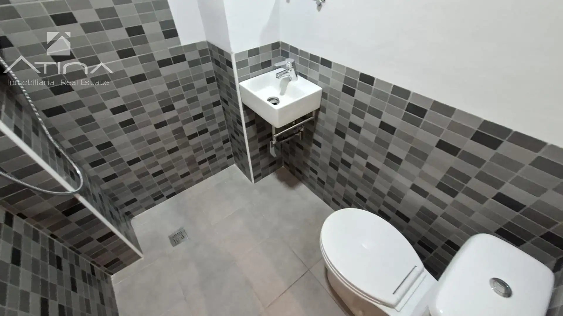 Bathroom of Apartments for sale in Daimús  with Air Conditioner, Heating and Terrace