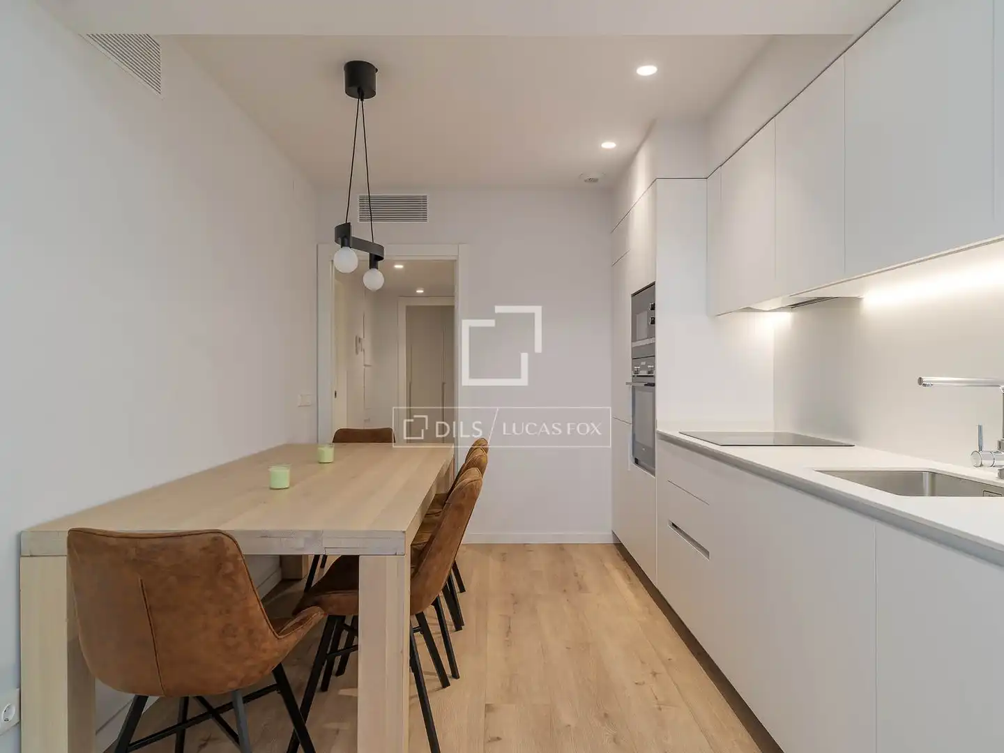 Kitchen of Flat for rent in Barcelona  with Air Conditioner, Parquet flooring and Furnished
