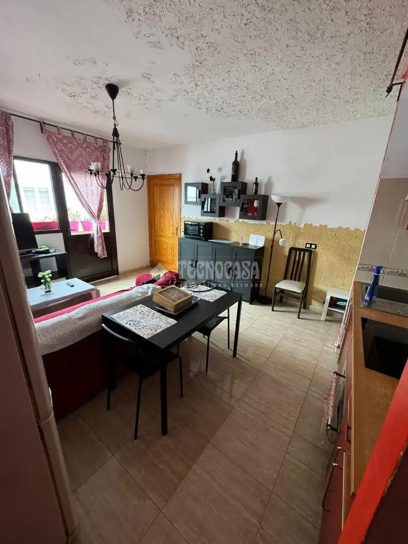 Habitación de Ático en venta en Arrecife con Amueblado y Balcón