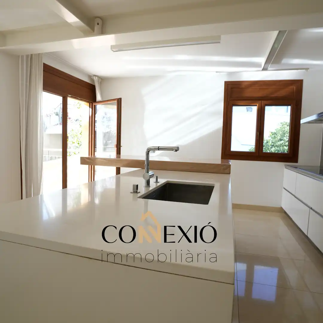 Cocina de Casa o chalet en venta en Banyoles con Aire acondicionado, Calefacción y Jardín privado
